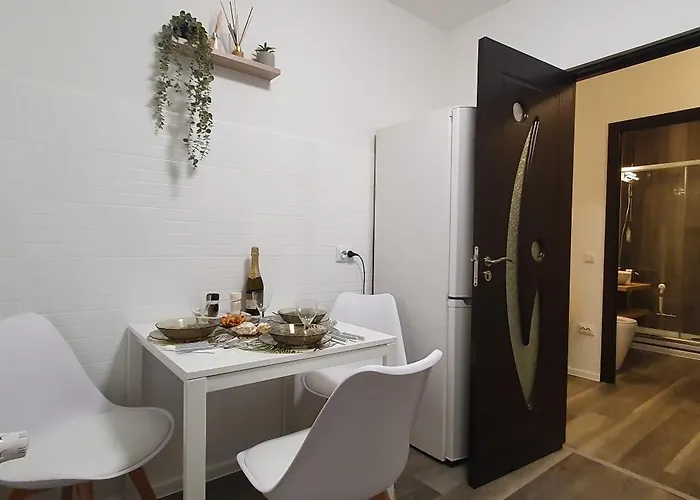 Confort 1 Center Апартаменти Бухарест